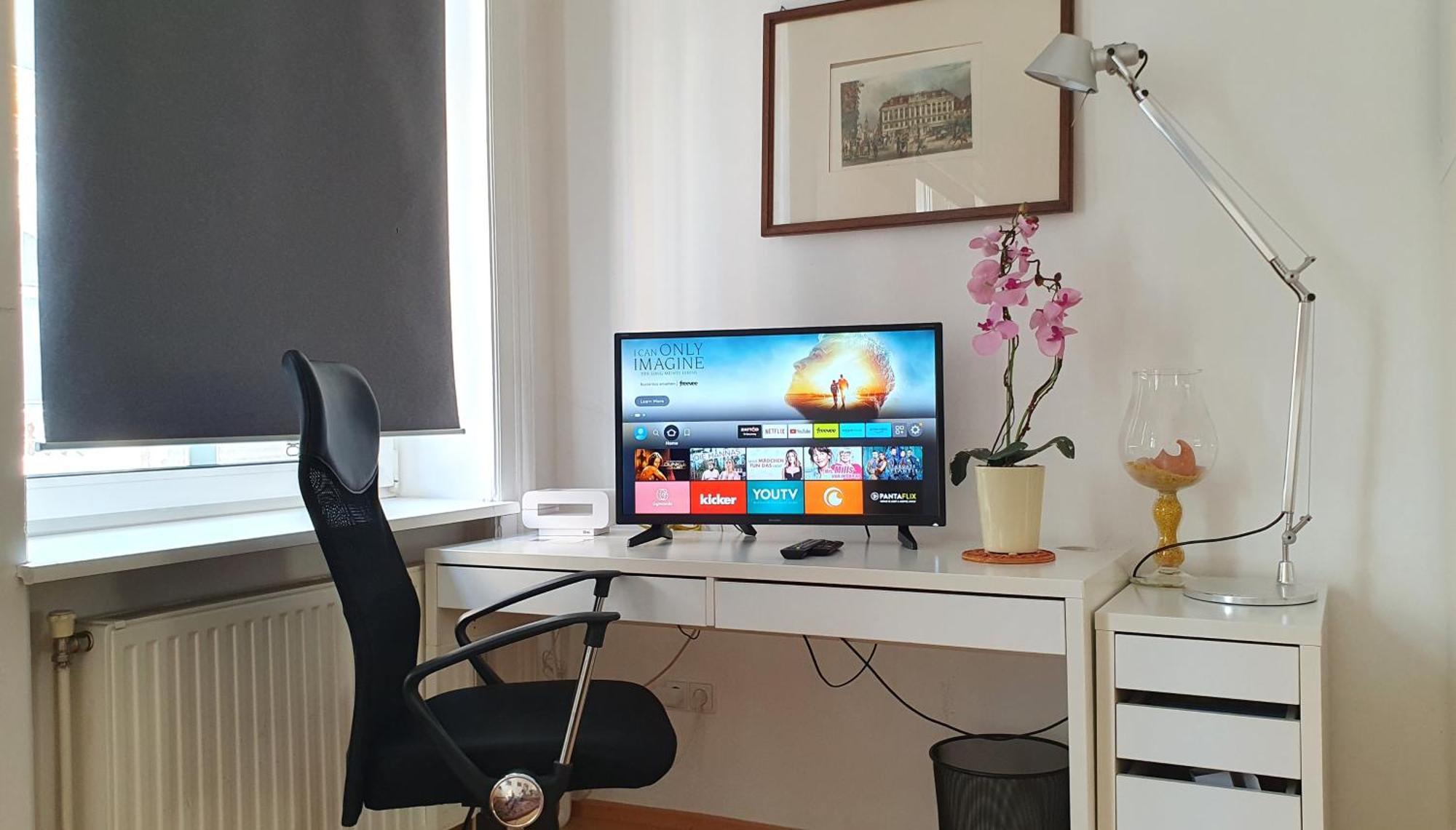 Apartment Quiet 2-room Flat, Walking Distance To Centre *